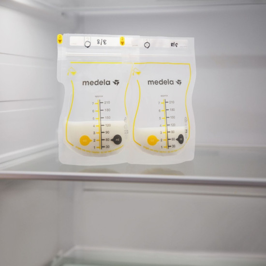 Medela Easy Pour Σακουλάκια Αποθήκευσης Μητρικού Γάλακτος 210ml 25τμχ