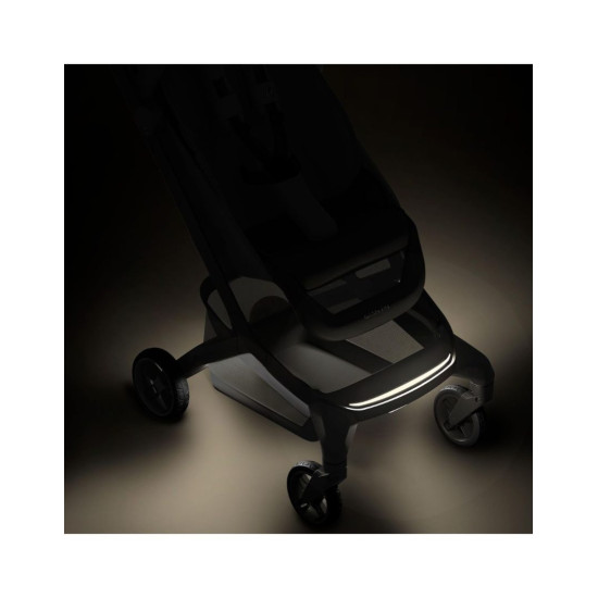 Maxi Cosi Fame Cabin Onyx Black