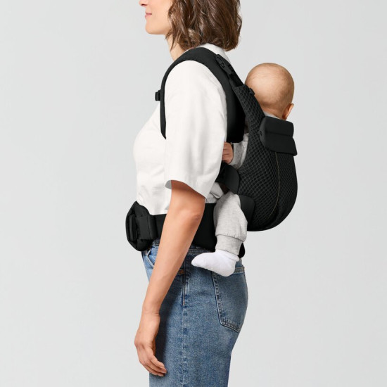 Cybex Amya Carrier Magic Black